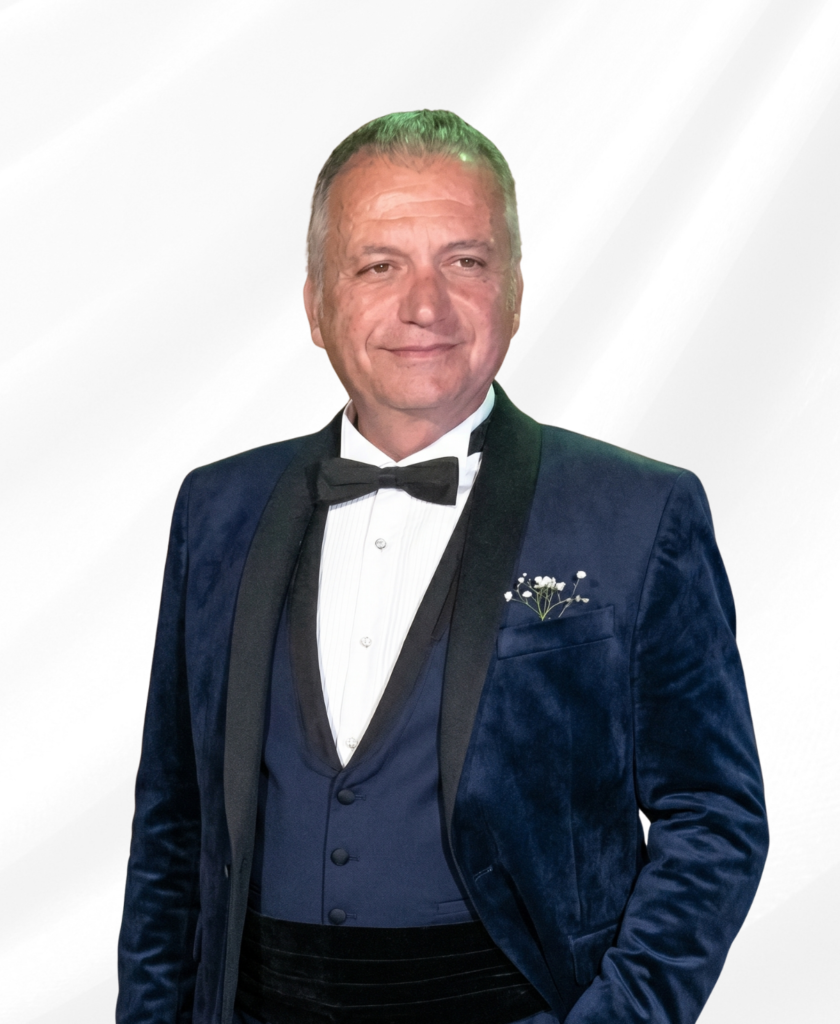 Muzaffer İster